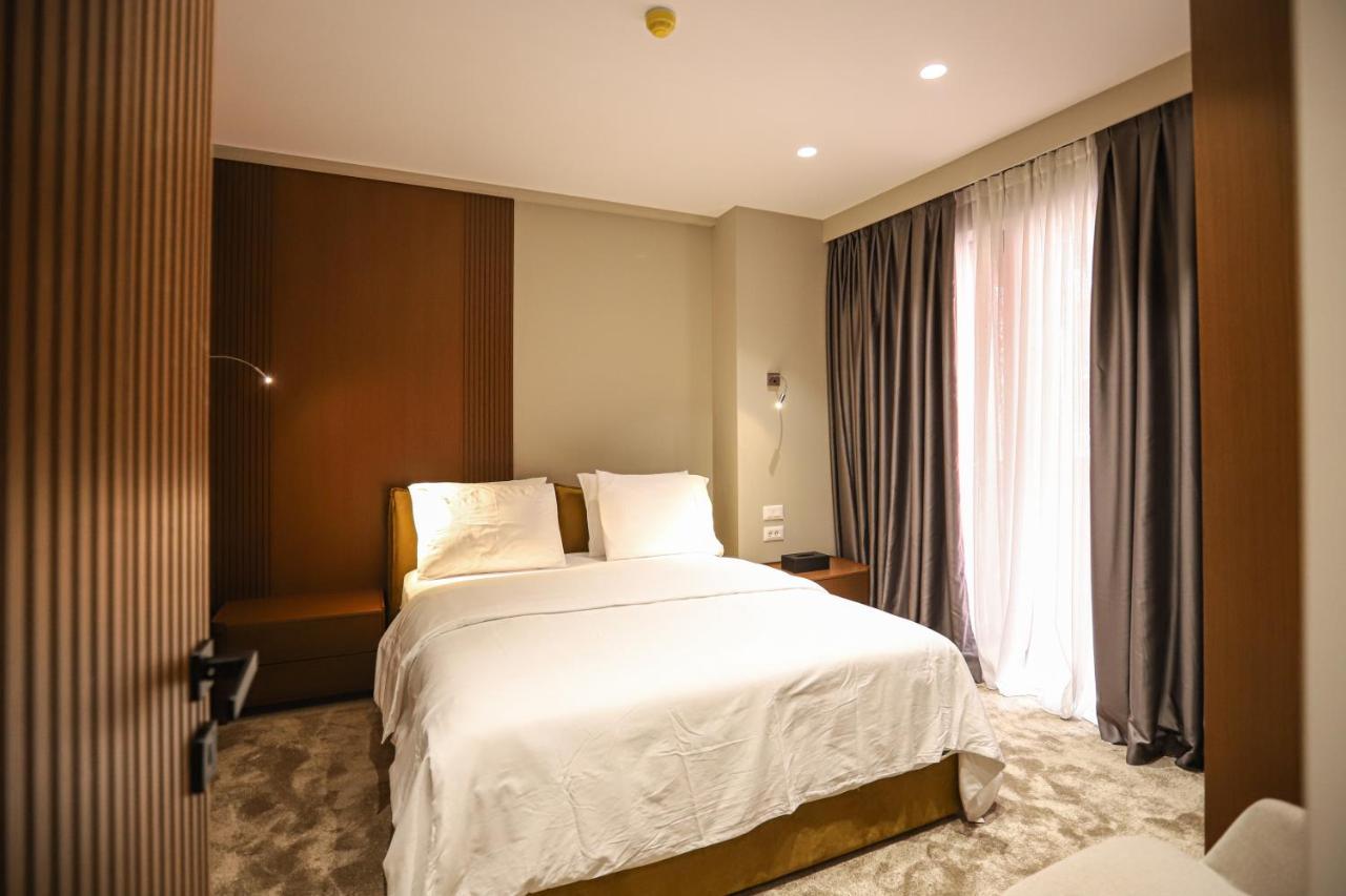 Urbanin Apartment & Hotel Tirana Exterior foto
